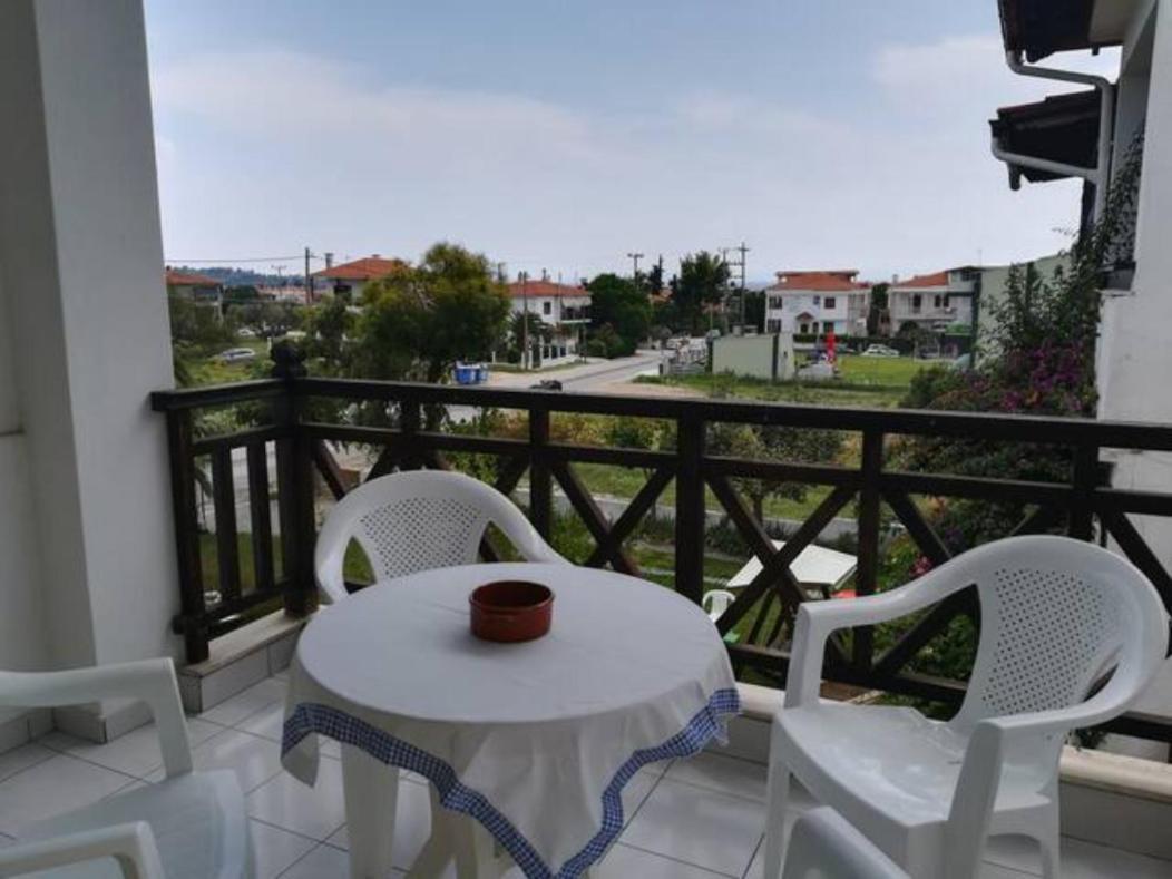 Melina Apartments Nikiti  Extérieur photo