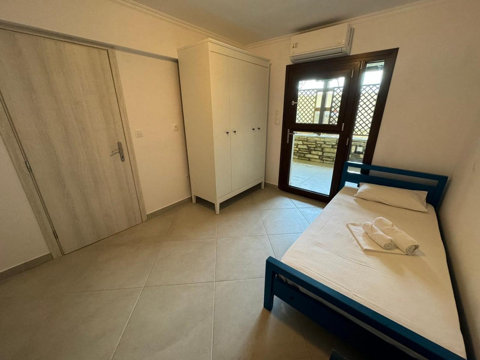 Melina Apartments Nikiti  Extérieur photo
