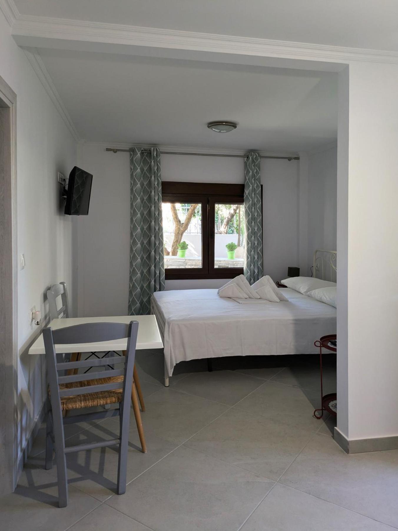 Melina Apartments Nikiti  Extérieur photo